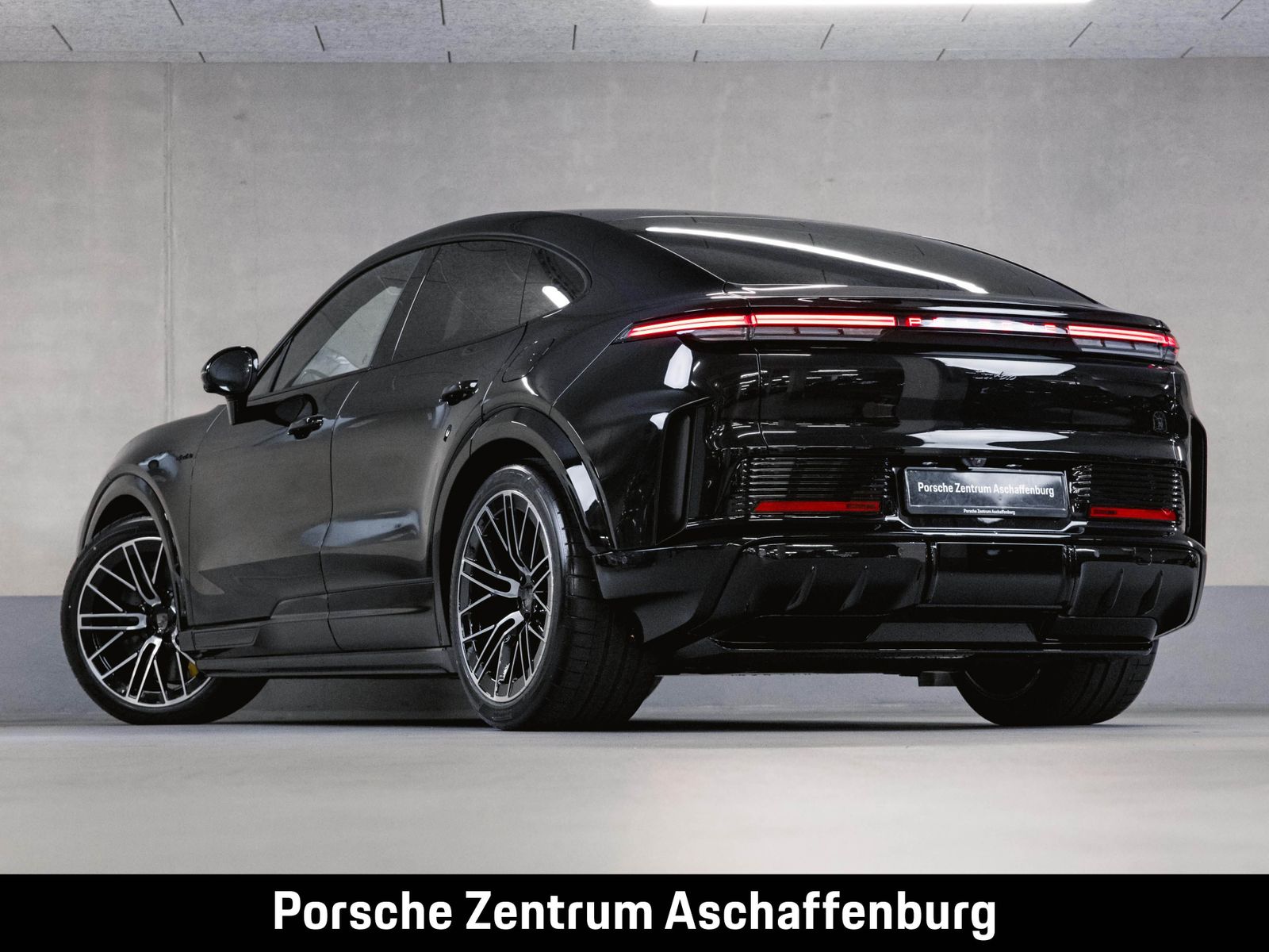 Porsche Cayenne Turbo Coupé Electric Sport Design PCCB imagem 3