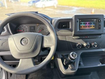 Fotografie des Opel Movano 2.3 D L2H2