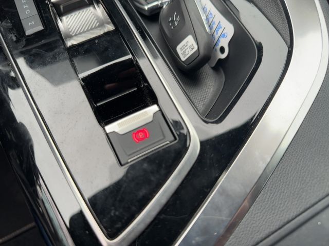 Foto Nummer 19: PEUGEOT 3008