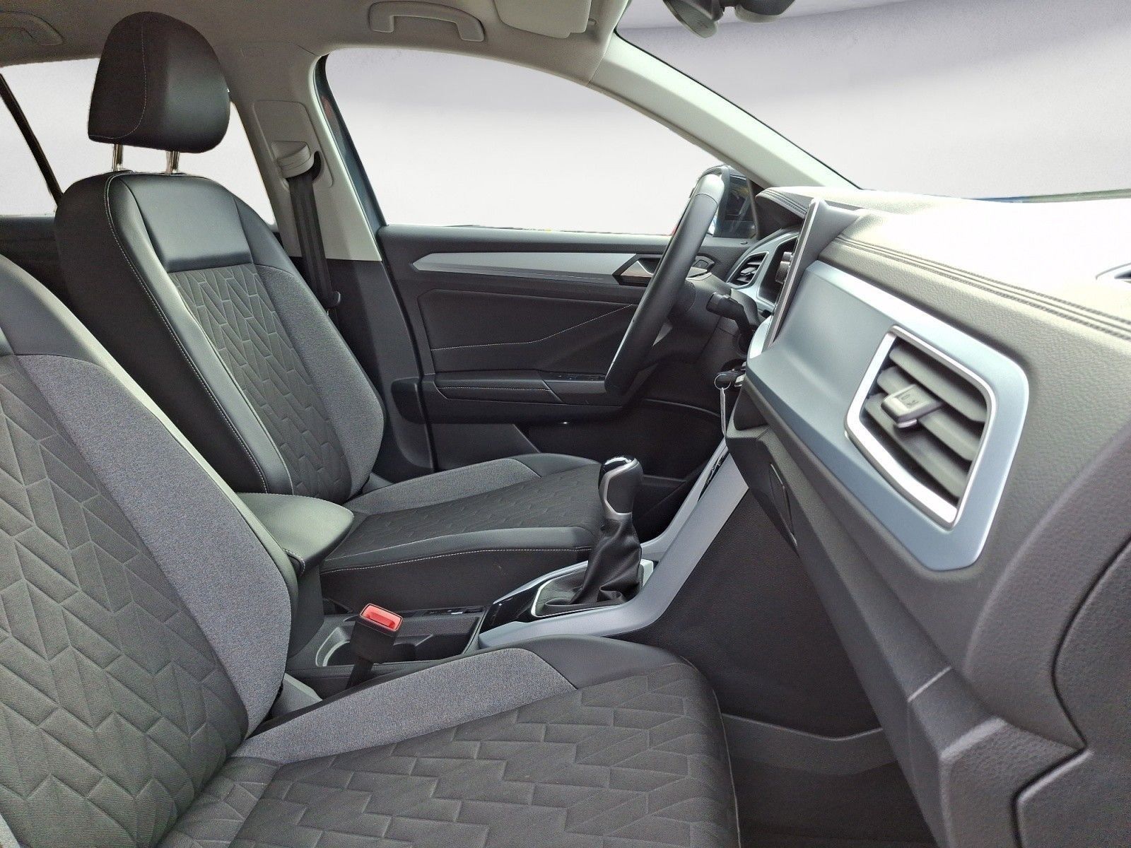 Volkswagen T-Roc - Bild 9