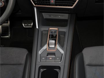 Cupra Formentor VZ 2.0 TSI 4Drive DSG Kamera AHK Pano