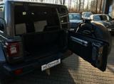 Jeep Wrangler PHEV Unlimited Sahara 1. Hand - Jeep Wrangler Sahara mit Hybrid-Antrieb (Benzin/Elektro)
