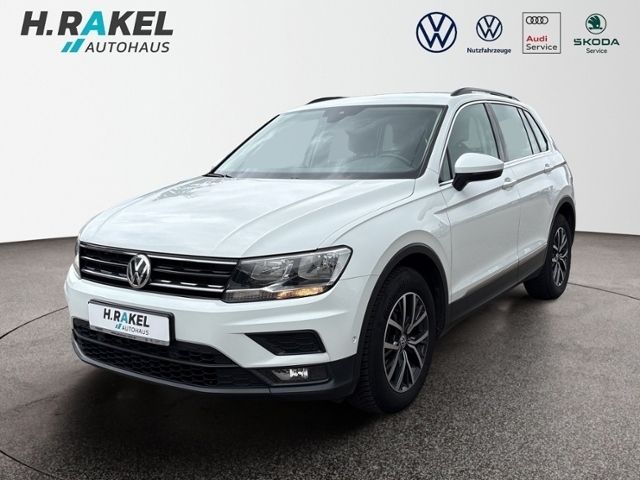 Volkswagen Tiguan - 1