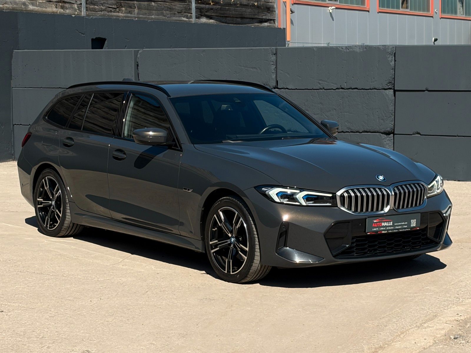 Fahrzeugabbildung BMW 320e Touring M Sport Aero Laser Akustik HUD H&K