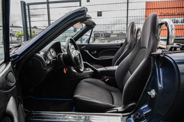 Fahrzeugabbildung Mazda MX-5 1.6 i Roadster |KLIMA|RADIO/CD|SPORTSITZE