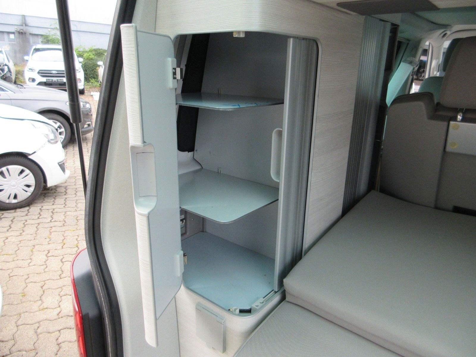 Volkswagen T6 California 2.0TDI Coast Edition elek. Ausstel foto 21