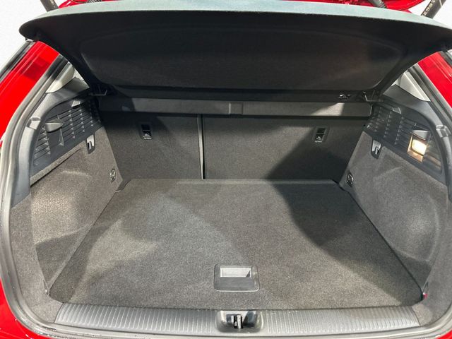 Q2 30 TDI ADVANCED FAHRSCHULAUTO LED+MMI NAVI++