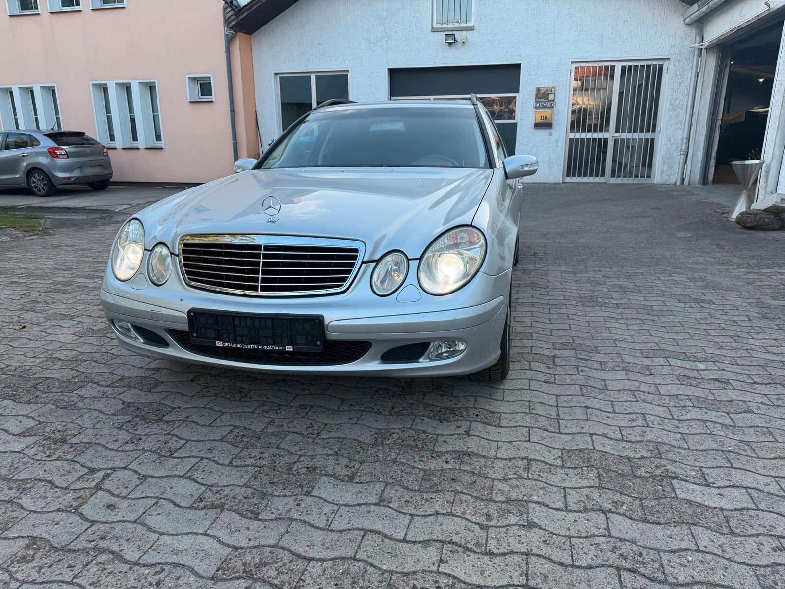 Mercedes-Benz E220, 2004
