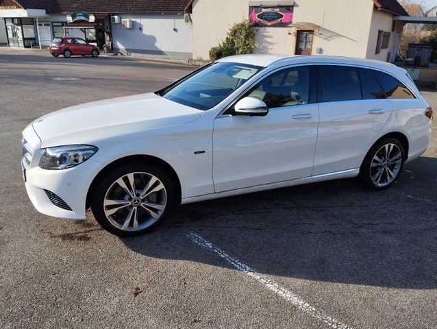MERCEDES-BENZ C 300 de T Autom. -