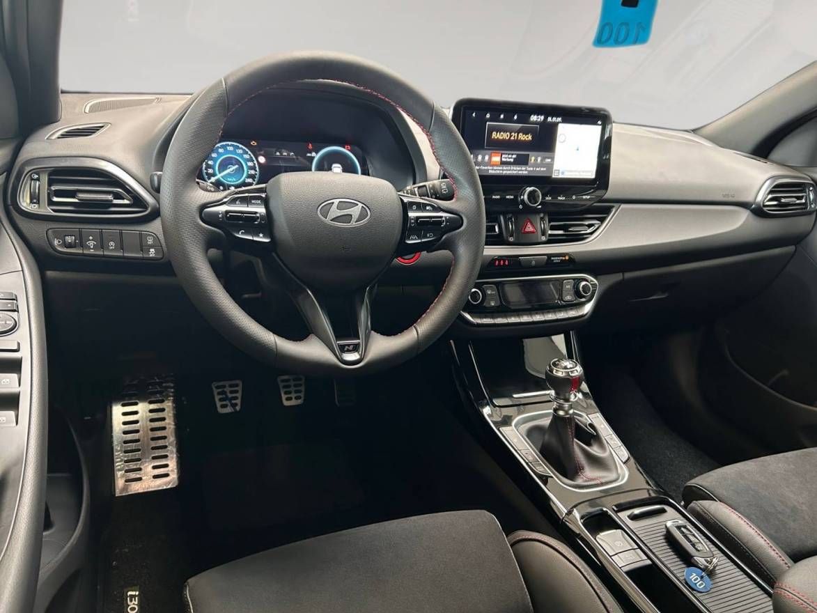 Fahrzeugabbildung Hyundai i30 FL Kombi N Line Sitz-Paket, Panoramadach