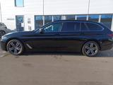 BMW 540d xDrive Touring Head-Up HK HiFi DAB WLAN - BMW 540 mit Diesel-Antrieb: Kombi, Automatik