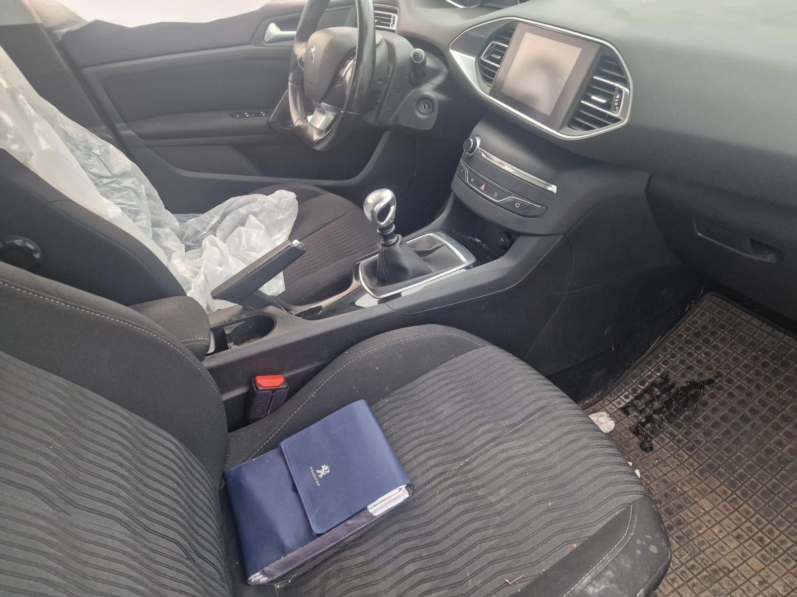 Peugeot 308 2014 — engine 120 HP (88kW)