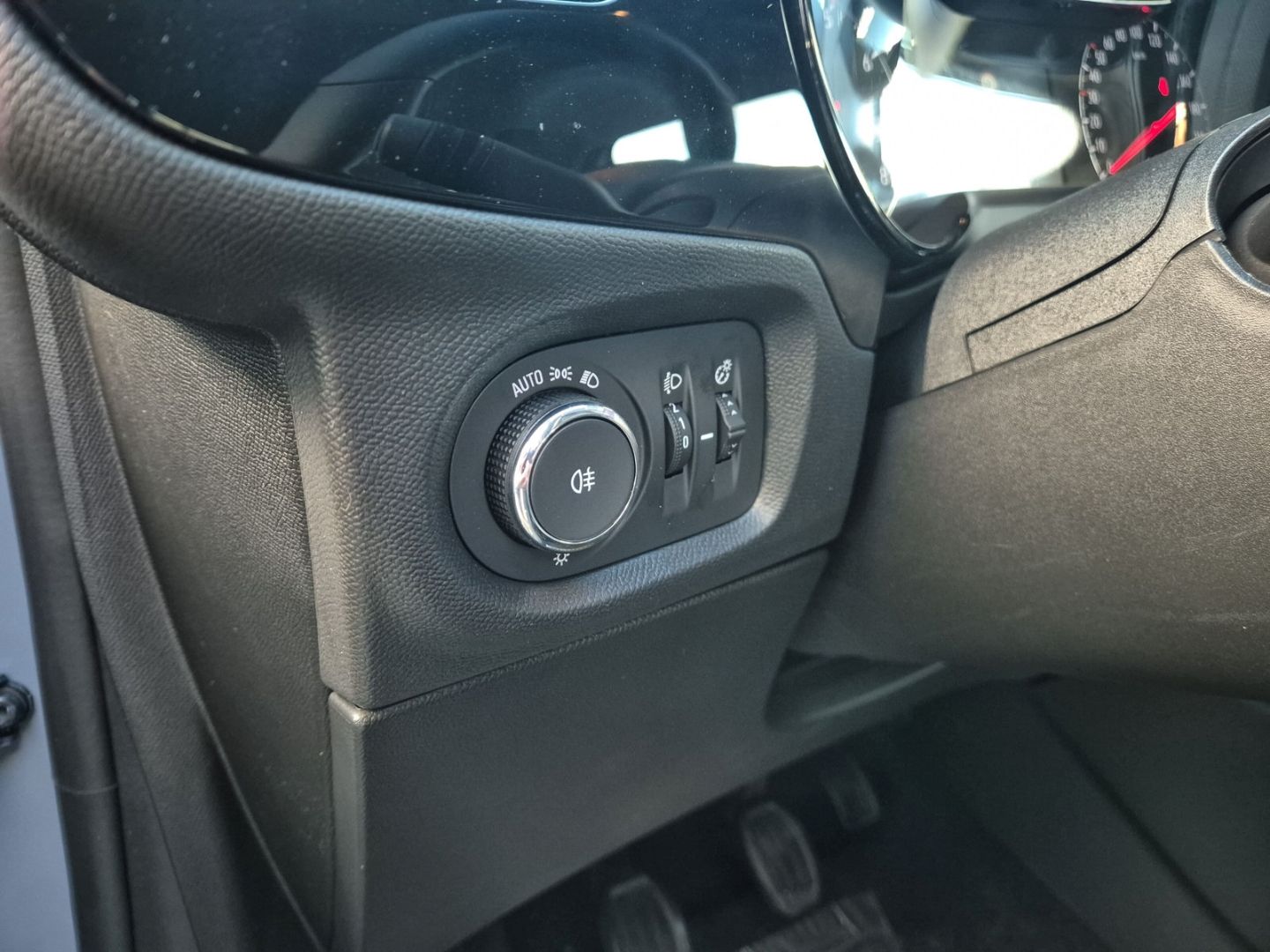 Fahrzeugabbildung Opel Corsa F Edition 1.2 Turbo EU6e Apple CarPlay And