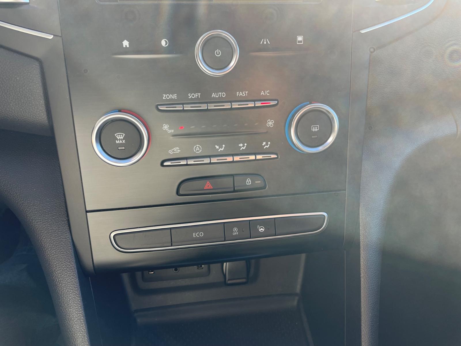 Renault Megane IV 1,3 Limo/Navi/Klima/Kamera/LED/PDC