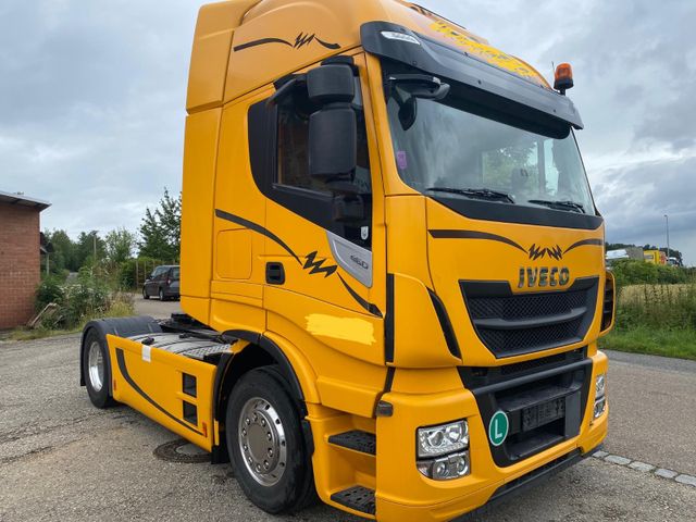 Iveco AS440T/P