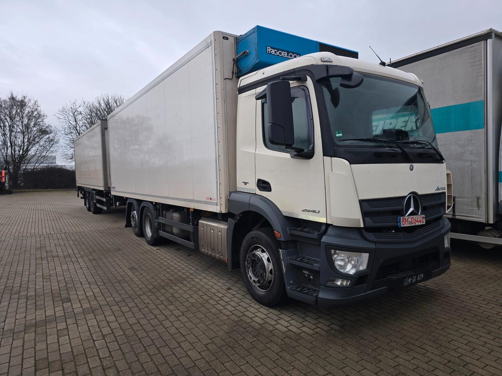 Mercedes-Benz Antos 2540