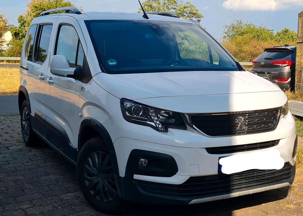 Image of Peugeot Rifter