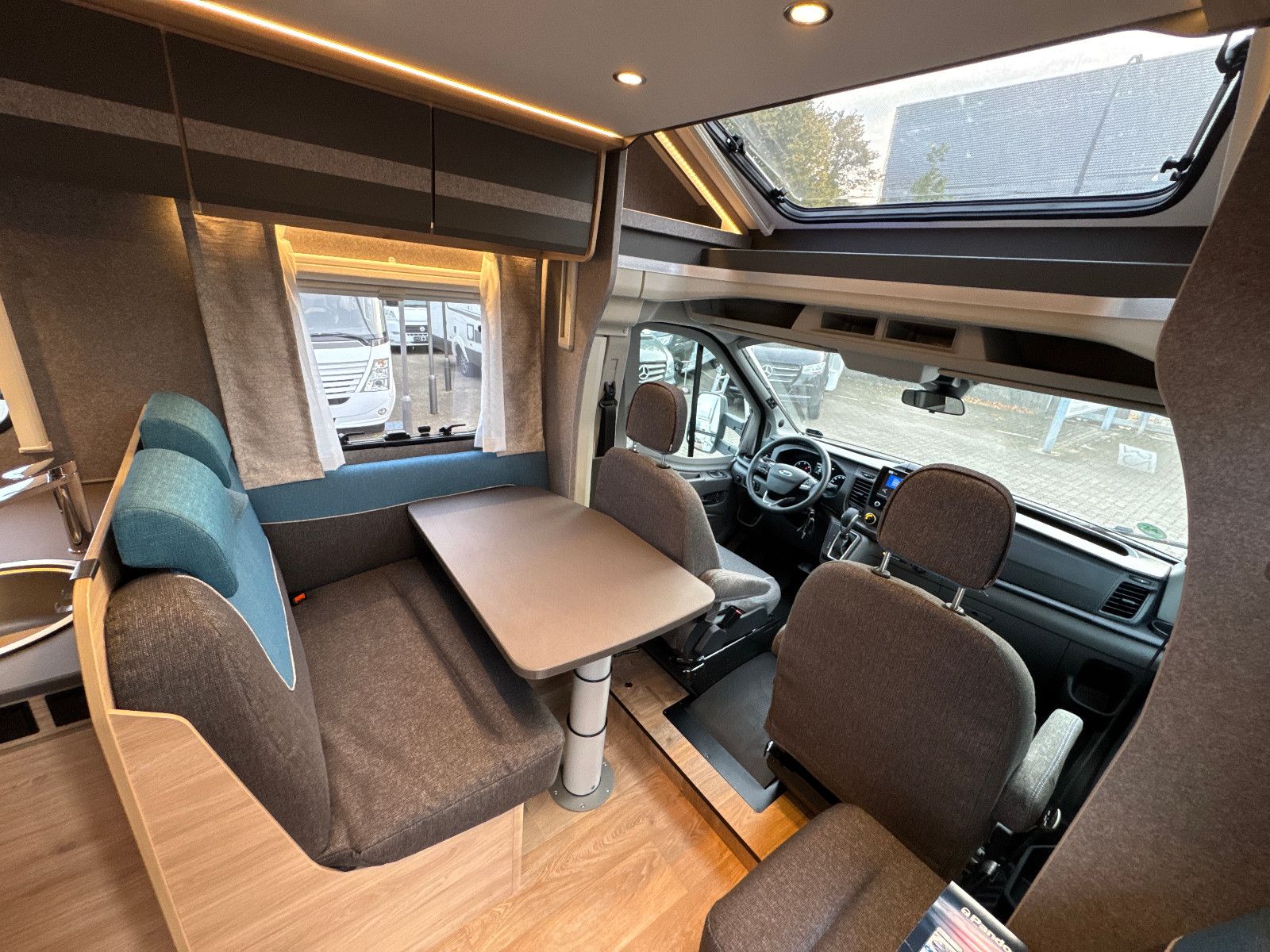 Fahrzeugabbildung Dethleffs Just Go T 7055 EB AUTOMATIK HUBBET CLESANA WC 1H