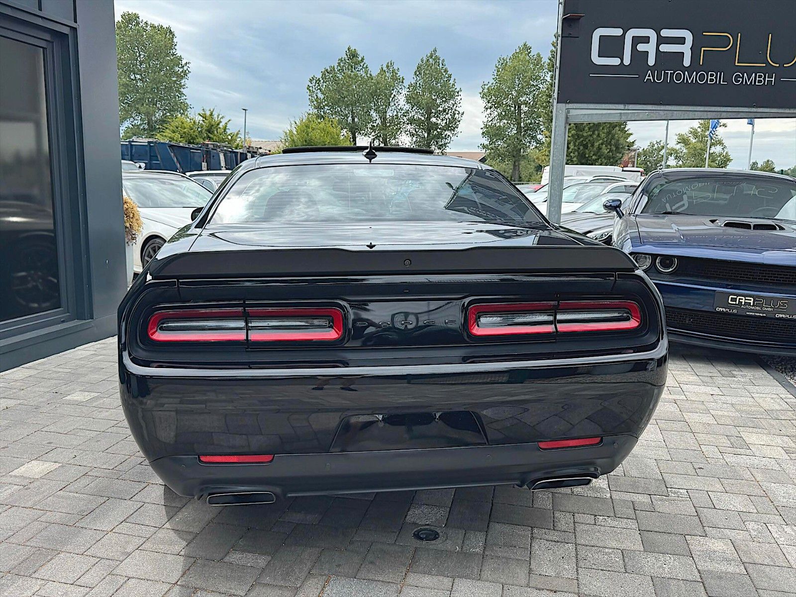 Fahrzeugabbildung Dodge Challenger 5.7 V8 SRT Performance BLACK EDITION