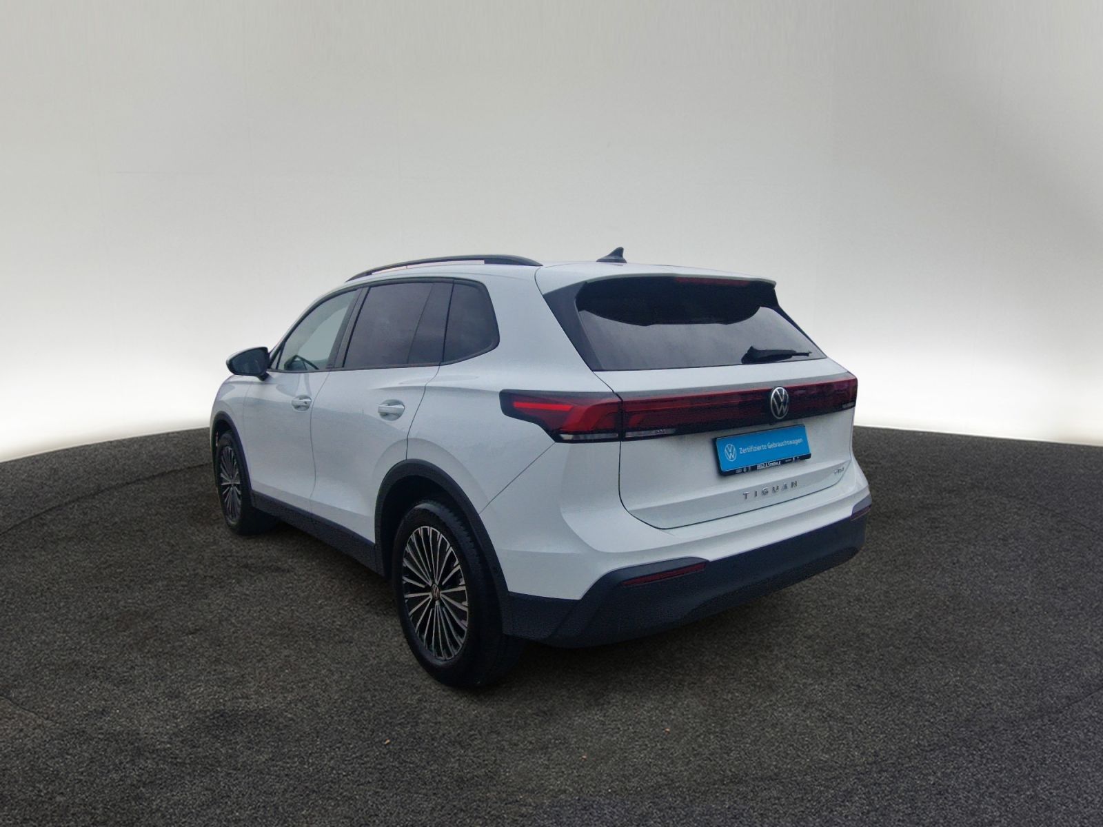 Volkswagen Tiguan Life 1.5 eTSI DSG PANO STANDHZ 4xSHZ NAVI foto 3