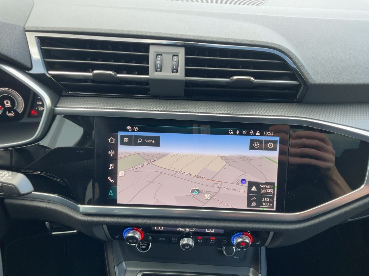 Audi Q3 - Bild 11