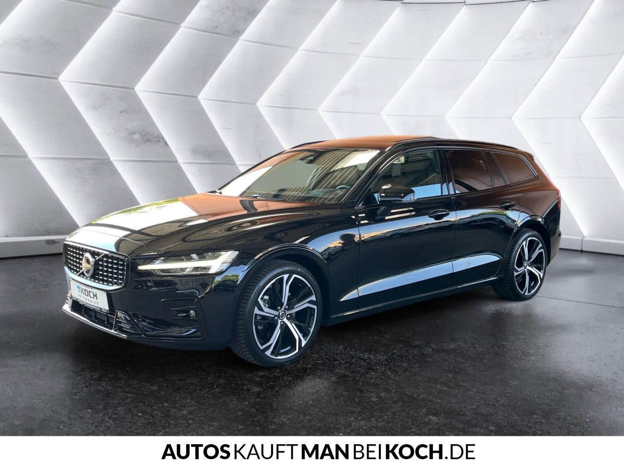 Volvo V60 B4 Benzin Plus Dark ACC BLIS H/K PANO 360° imagem 3