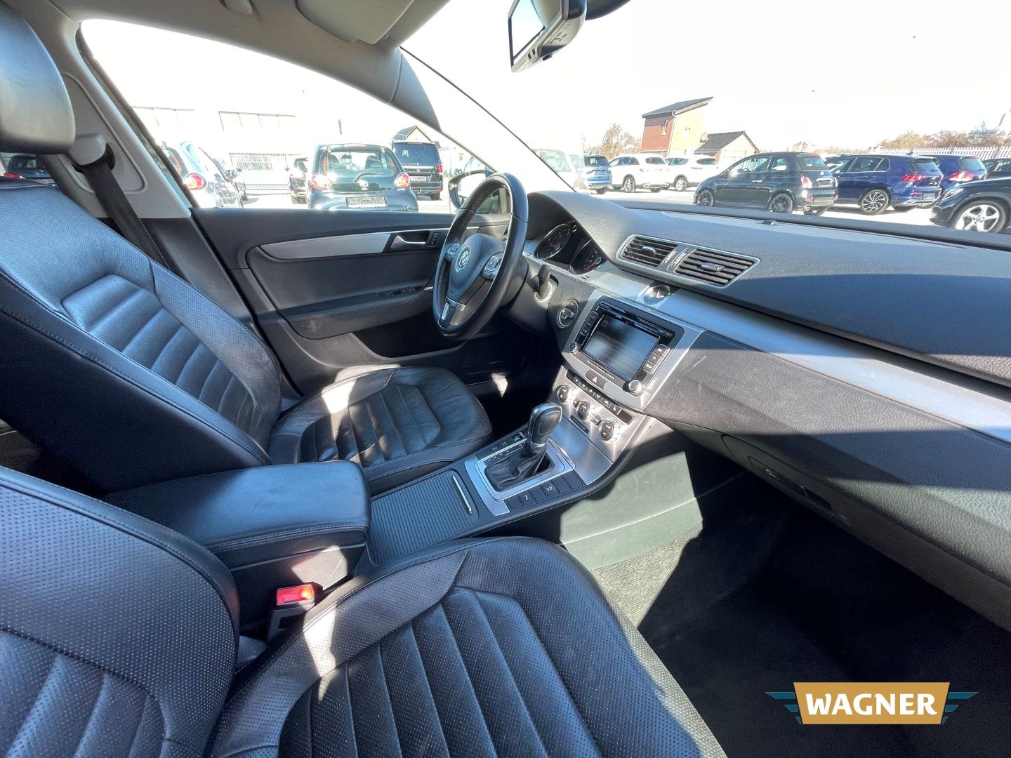 Fahrzeugabbildung Volkswagen Passat Variant Highline BlueMotion