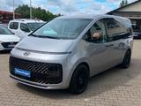Hyundai Staria Premium 2.2 CRDi Rollstuhllift - 7-Sitzer Vans