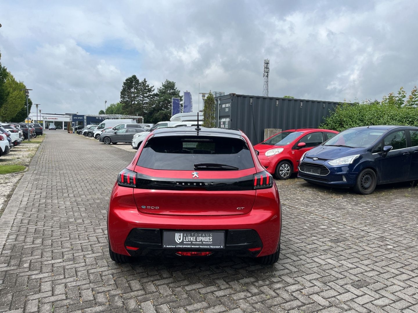 Fahrzeugabbildung Peugeot 208 GT Pack Elekto 136 Navi LED ACC CarPlay SHZ