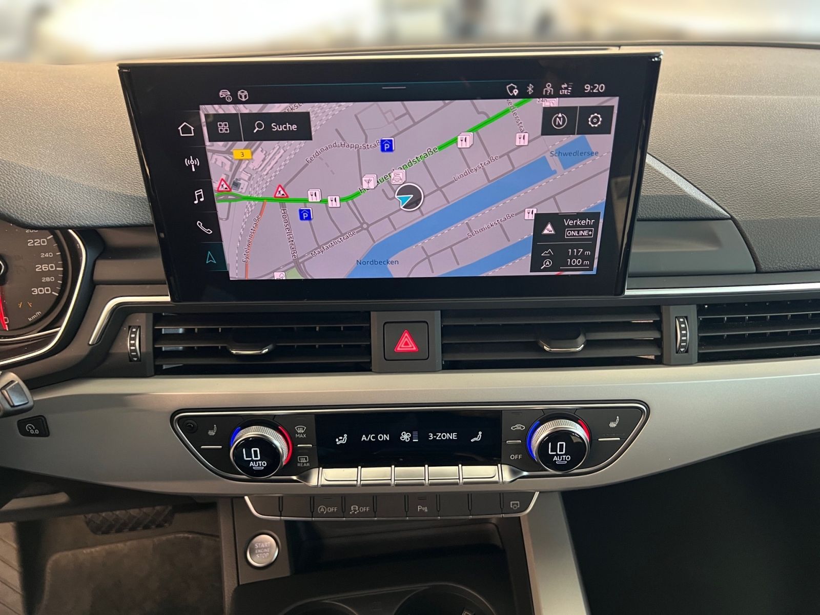 Audi A4 - Bild 10