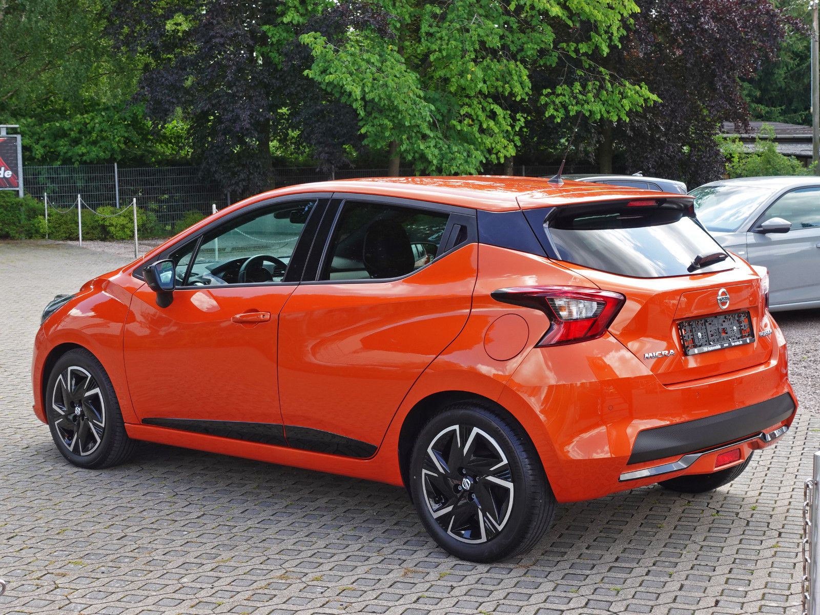 Fahrzeugabbildung Nissan Micra X-Tronic N-Design Navi BOSE DAB+ Kamera