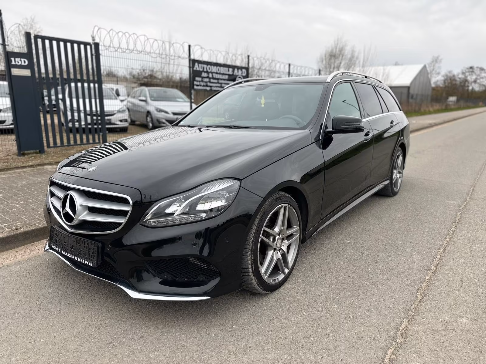 Mercedes-Benz E 300 E T-Modell E 300 BlueTec