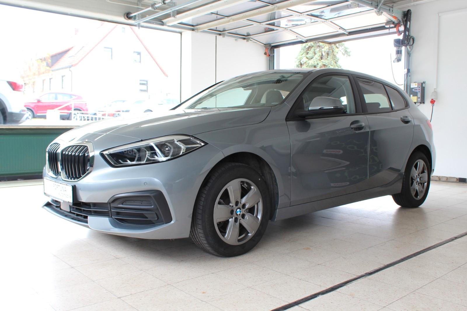 BMW 118 i Aut. Advantage Live Cockpit Prof. LED Navi