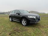 Audi Q5 2.0 TDI Quattro Sport 190 PS / AHK / 1. Hand - Audi Q5: Ps