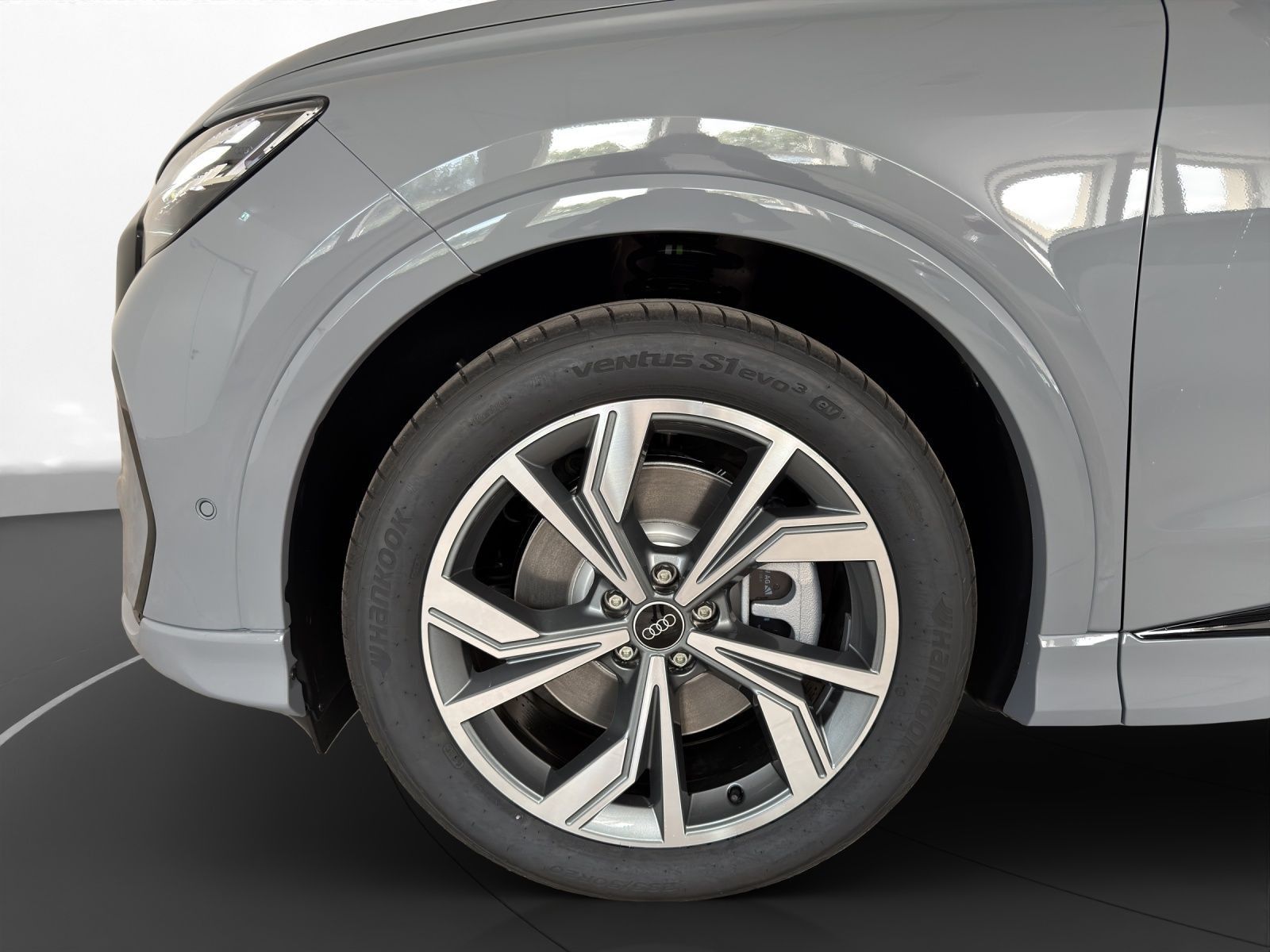 Audi Q4 e-tron - Bild 12