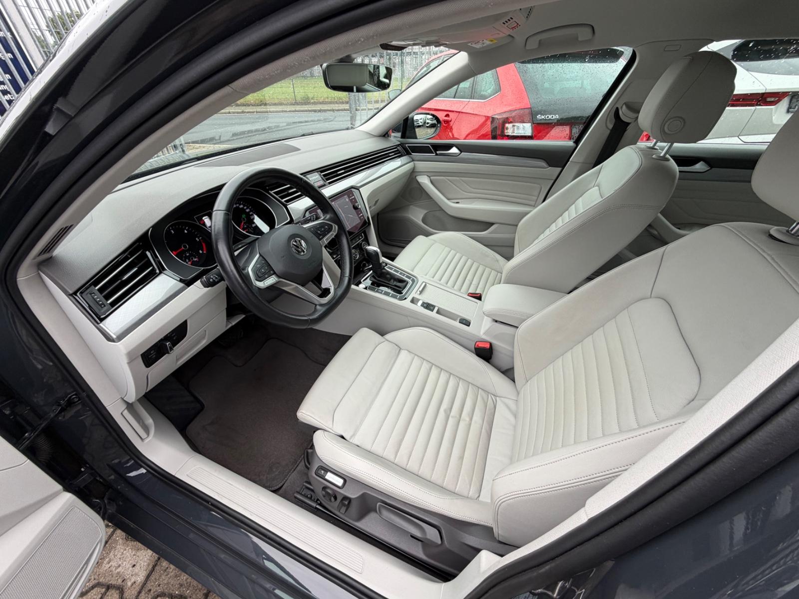 Volkswagen Passat Business LEDER KLIMA LES ALU ́S, миниатюра 10