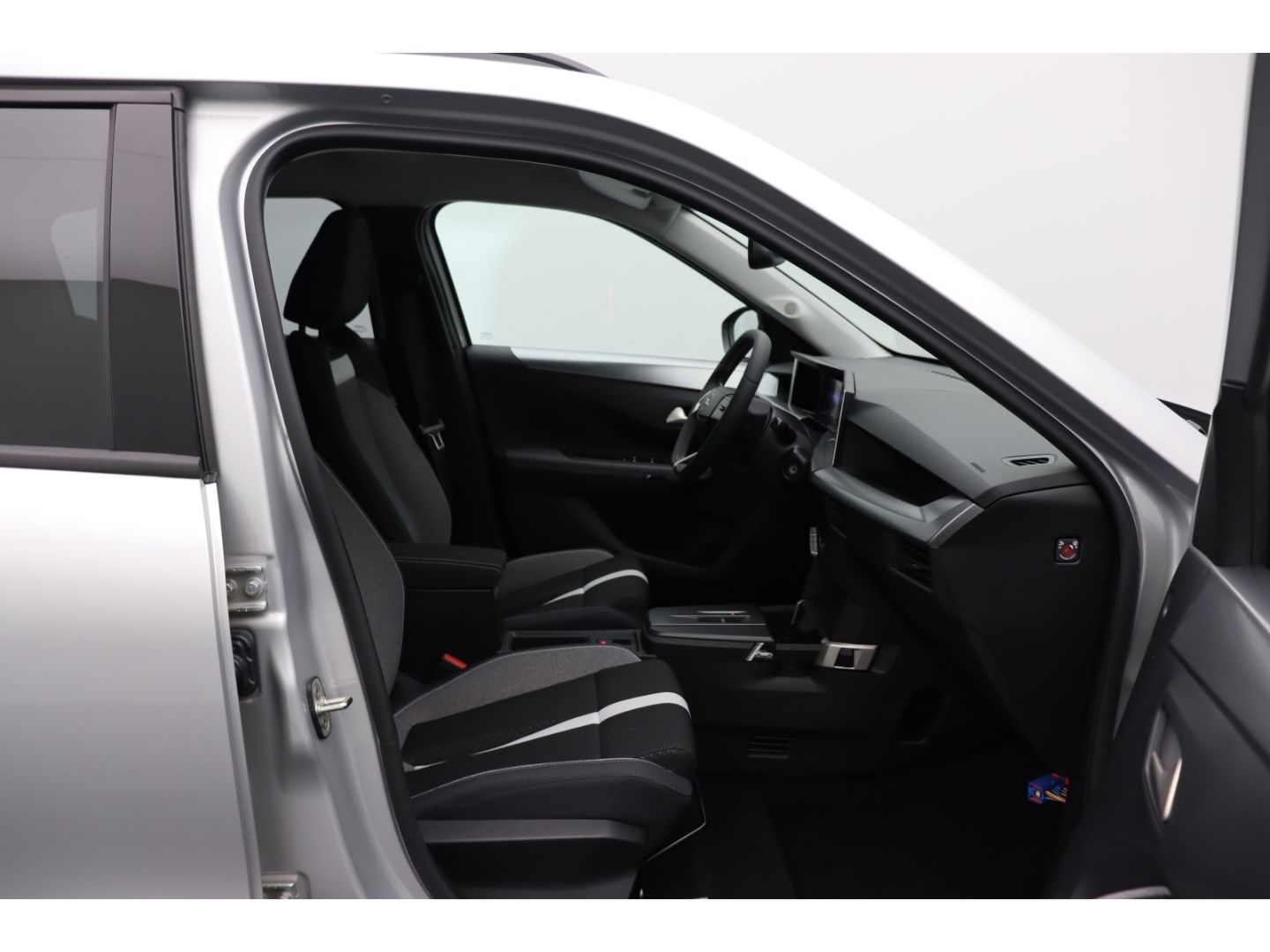 Fahrzeugabbildung Opel Frontera Electric GS 83 kW LED/ Allwetter/ Kamer