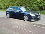 Opel Signum 2.8l V6 Turbo Caravan - Opel Signum von privat