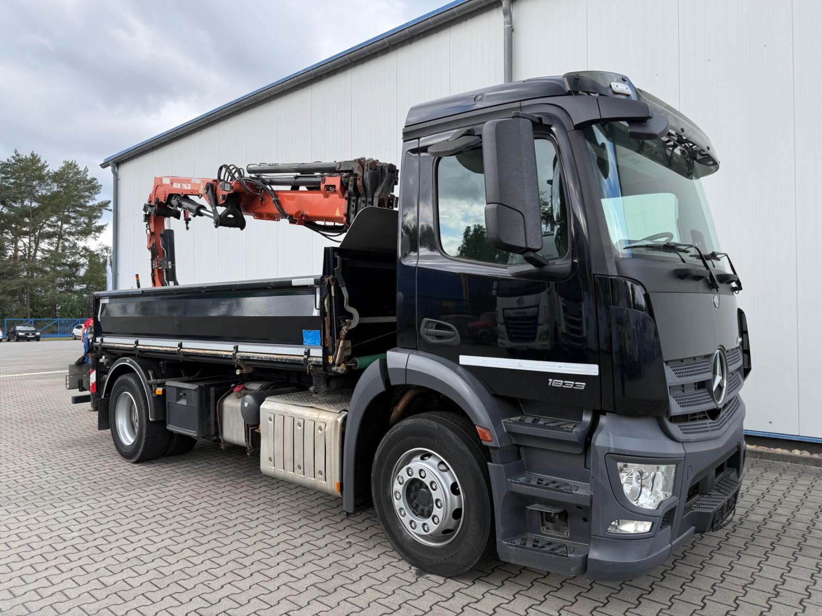 Mercedes-Benz MB 1833 LK Atlas Kran 126.3E Funk 2xAHK