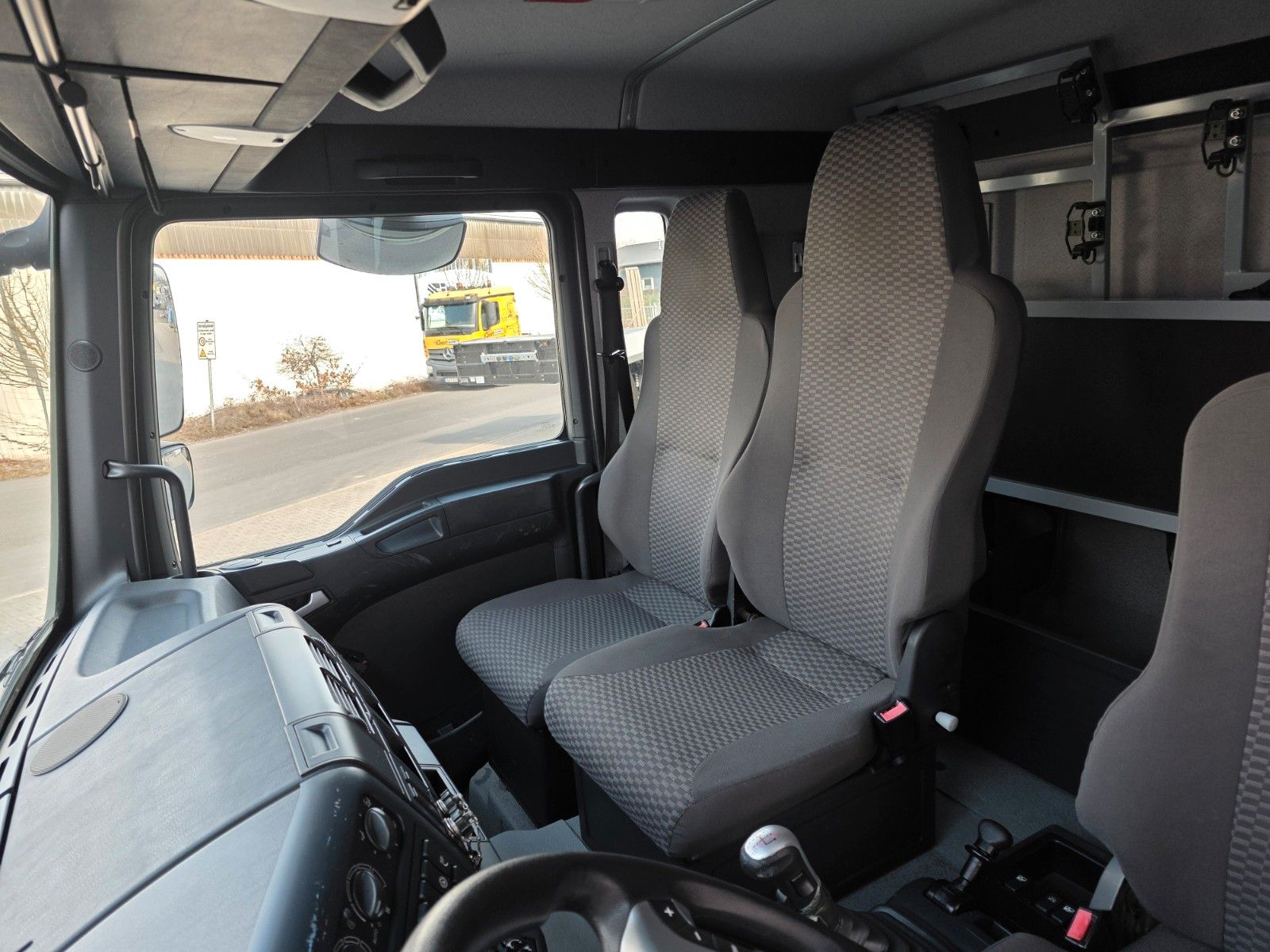 Fahrzeugabbildung MAN TGA 18.360 4x4 BB 3 Sitze Schalter Expedition