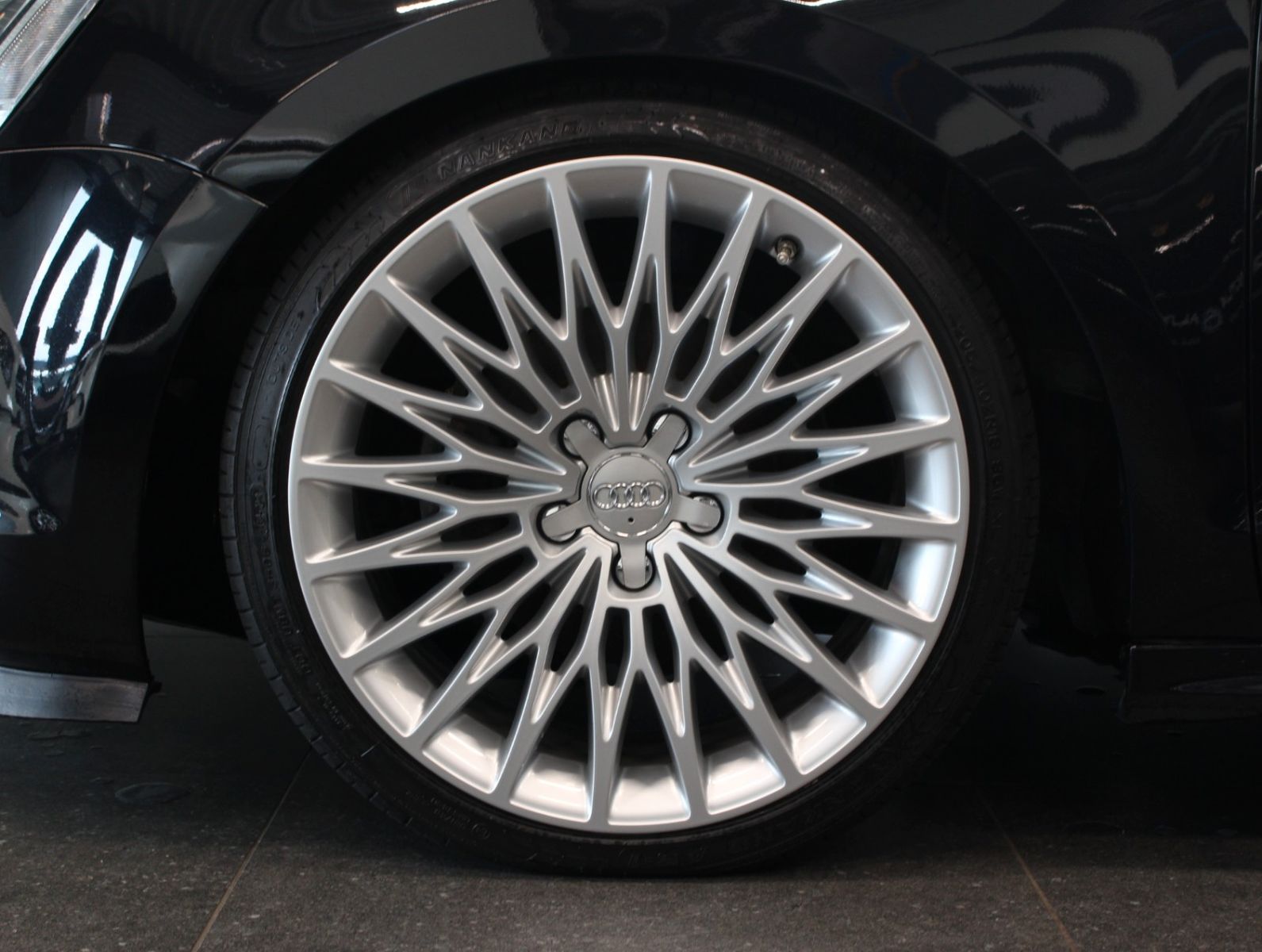 Fahrzeugabbildung Volkswagen Jetta VI Highline