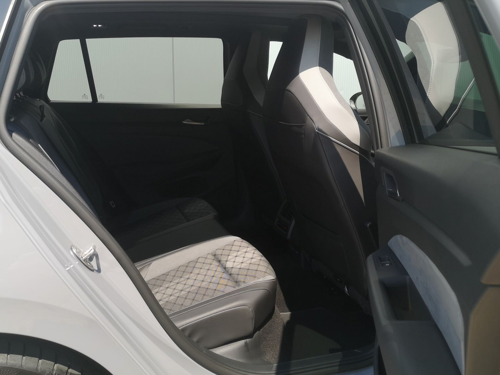 Volkswagen Golf - Bild 24
