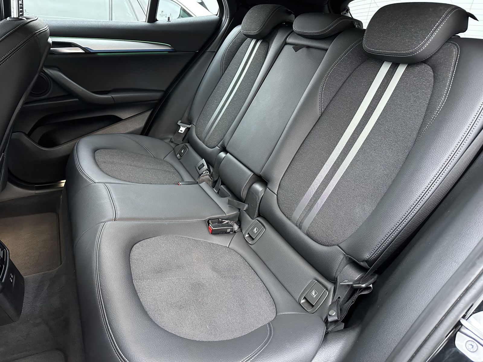 Fahrzeugabbildung BMW X2 xDrive25e M-Sport NAV+LED+KAMERA+HIFI+19ZOLL