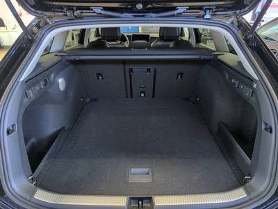 Passat Variant 1.5 eTSI DSG BUSINESS LED+AHK+APP