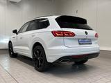 Volkswagen Touareg R 4Motion eHybrid 3.0 V6 TSI PANO LED - Volkswagen Touareg in Rostock