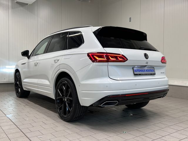 Touareg R 4Motion eHybrid 3.0 V6 TSI PANO LED