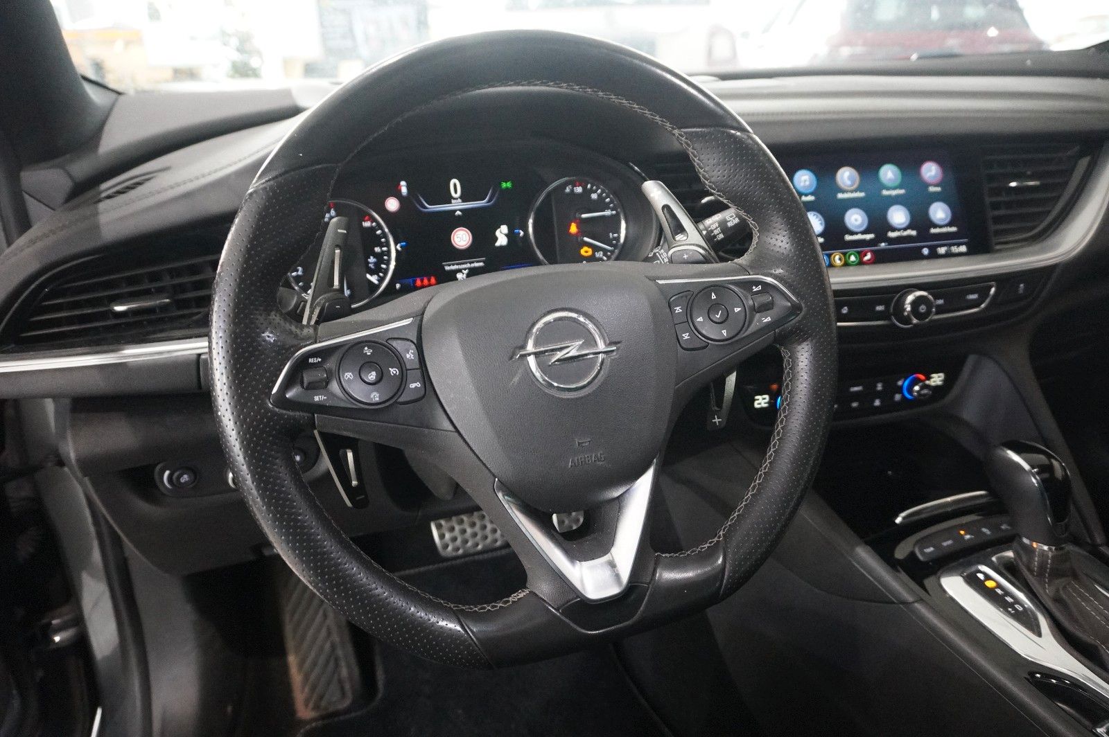 Fahrzeugabbildung Opel Insignia B ST 2.0 GSI PERFORM. NAVI/LED/360°/AHK