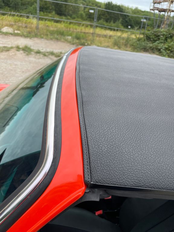 PORSCHE 911 T Targa 2,4l Ölklappe, restauriert, Matching PORSCHE 911 T Targa 2,4l Ölklappe, restauriert, Matching