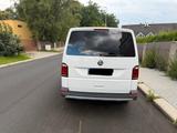 Volkswagen T6 Multivan 4Motion - Volkswagen: Multivan 4motion