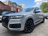 Audi Q7 3.0TDI*S-LINE*7SITZER*PANO/VIRTUAL/NAVI/R-CAM